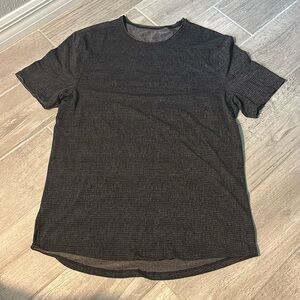 lululemon athletica Black Short Sleeve Tee